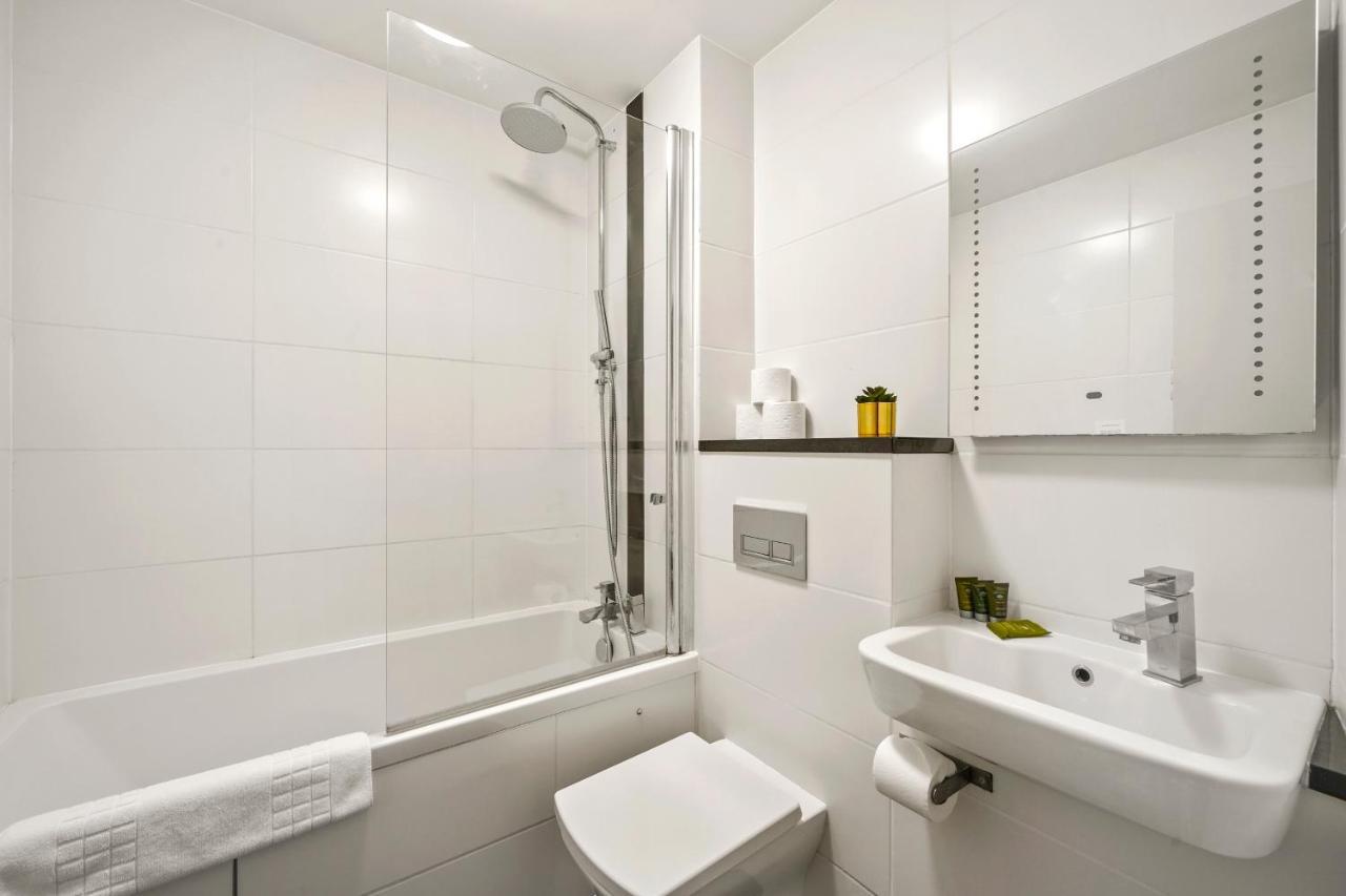 Mulberry Flat 5 - One Bedroom 3Rd Floor By City Living ロンドン エクステリア 写真